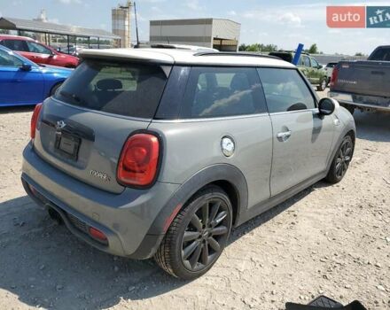 Мини Купер, объемом двигателя 2 л и пробегом 138 тыс. км за 1900 $, фото 2 на Automoto.ua