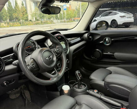 Мини Купер, объемом двигателя 2 л и пробегом 50 тыс. км за 19900 $, фото 4 на Automoto.ua
