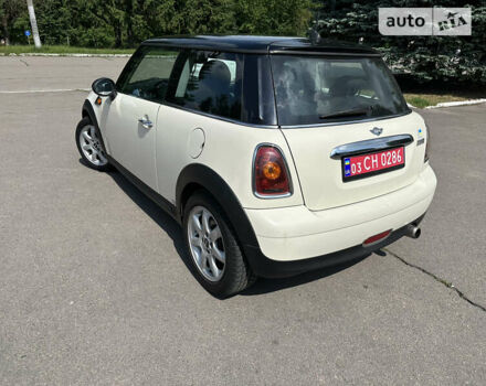 Міні Cooper, об'ємом двигуна 1.6 л та пробігом 195 тис. км за 6800 $, фото 13 на Automoto.ua