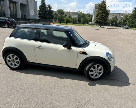 Міні Cooper, об'ємом двигуна 1.6 л та пробігом 195 тис. км за 6800 $, фото 18 на Automoto.ua