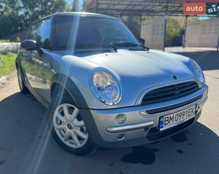 Мини Купер, объемом двигателя 1.4 л и пробегом 255 тыс. км за 3999 $, фото 1 на Automoto.ua
