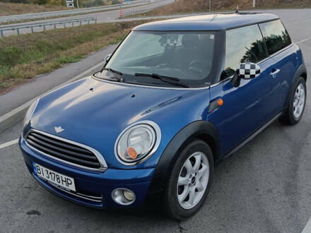 Мини Купер, объемом двигателя 1.4 л и пробегом 170 тыс. км за 7000 $, фото 1 на Automoto.ua