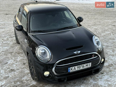 Міні Cooper, об'ємом двигуна 2 л та пробігом 61 тис. км за 17800 $, фото 1 на Automoto.ua