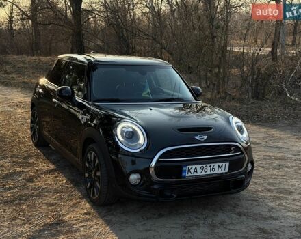 Мини Купер, объемом двигателя 2 л и пробегом 62 тыс. км за 17000 $, фото 1 на Automoto.ua