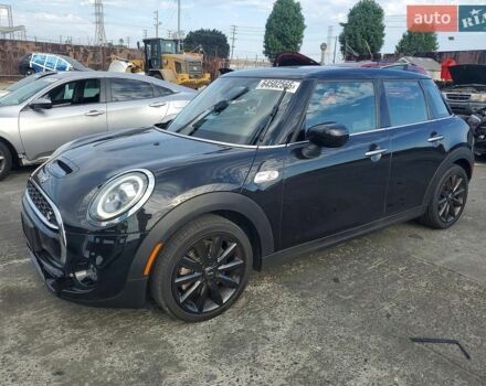 Міні Cooper, об'ємом двигуна 2 л та пробігом 54 тис. км за 3400 $, фото 1 на Automoto.ua