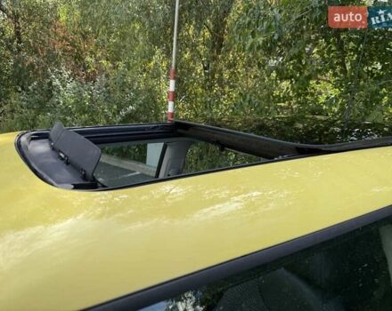 Жовтий Міні Cooper, об'ємом двигуна 1.6 л та пробігом 208 тис. км за 3950 $, фото 3 на Automoto.ua