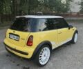 Жовтий Міні Cooper, об'ємом двигуна 1.6 л та пробігом 273 тис. км за 3500 $, фото 3 на Automoto.ua