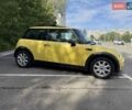 Жовтий Міні Cooper, об'ємом двигуна 1.6 л та пробігом 208 тис. км за 3950 $, фото 21 на Automoto.ua