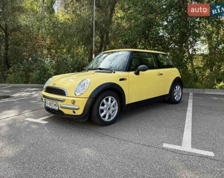 Жовтий Міні Cooper, об'ємом двигуна 1.6 л та пробігом 208 тис. км за 3950 $, фото 22 на Automoto.ua