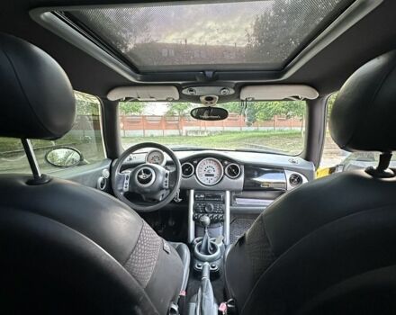 Жовтий Міні Cooper, об'ємом двигуна 1.6 л та пробігом 273 тис. км за 3500 $, фото 6 на Automoto.ua