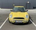 Жовтий Міні Cooper, об'ємом двигуна 1.6 л та пробігом 212 тис. км за 4000 $, фото 2 на Automoto.ua