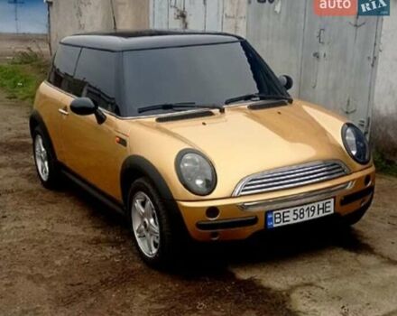Желтый Мини Купер, объемом двигателя 1.6 л и пробегом 189 тыс. км за 4500 $, фото 1 на Automoto.ua
