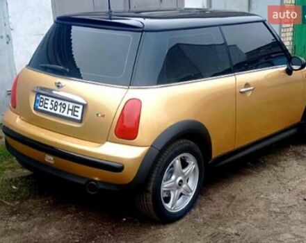 Желтый Мини Купер, объемом двигателя 1.6 л и пробегом 189 тыс. км за 4500 $, фото 3 на Automoto.ua