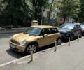 Желтый Мини Купер, объемом двигателя 1.6 л и пробегом 233 тыс. км за 5000 $, фото 4 на Automoto.ua