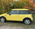 Жовтий Міні Cooper, об'ємом двигуна 1.6 л та пробігом 253 тис. км за 4200 $, фото 1 на Automoto.ua