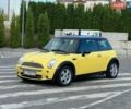 Жовтий Міні Cooper, об'ємом двигуна 1.6 л та пробігом 260 тис. км за 2950 $, фото 1 на Automoto.ua
