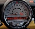Желтый Мини Купер, объемом двигателя 1.6 л и пробегом 201 тыс. км за 6990 $, фото 55 на Automoto.ua