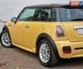 Желтый Мини Купер, объемом двигателя 1.6 л и пробегом 201 тыс. км за 6990 $, фото 27 на Automoto.ua