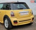 Желтый Мини Купер, объемом двигателя 1.6 л и пробегом 201 тыс. км за 6990 $, фото 28 на Automoto.ua