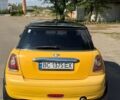 Желтый Мини Купер, объемом двигателя 1.4 л и пробегом 130 тыс. км за 6200 $, фото 2 на Automoto.ua