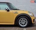 Желтый Мини Купер, объемом двигателя 1.6 л и пробегом 201 тыс. км за 6990 $, фото 19 на Automoto.ua