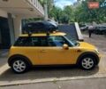 Желтый Мини Купер, объемом двигателя 1.4 л и пробегом 133 тыс. км за 6200 $, фото 6 на Automoto.ua