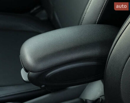 Жовтий Міні Cooper, об'ємом двигуна 1.5 л та пробігом 122 тис. км за 10999 $, фото 12 на Automoto.ua