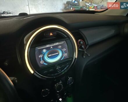 Желтый Мини Купер, объемом двигателя 1.5 л и пробегом 90 тыс. км за 14999 $, фото 58 на Automoto.ua
