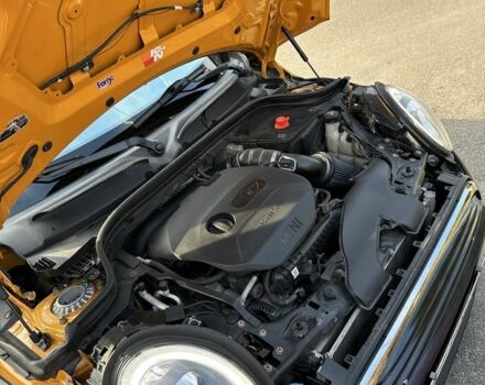 Жовтий Міні Cooper, об'ємом двигуна 1.5 л та пробігом 210 тис. км за 10000 $, фото 13 на Automoto.ua