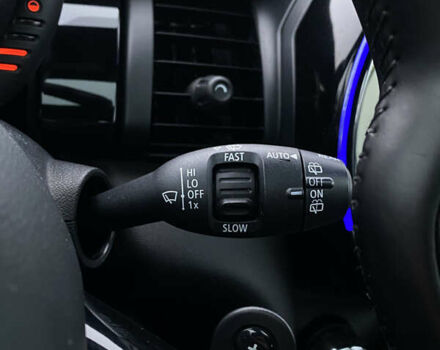 Желтый Мини Купер, объемом двигателя 2 л и пробегом 150 тыс. км за 13500 $, фото 39 на Automoto.ua