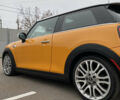 Желтый Мини Купер, объемом двигателя 2 л и пробегом 150 тыс. км за 13500 $, фото 17 на Automoto.ua