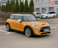 Желтый Мини Купер, объемом двигателя 2 л и пробегом 150 тыс. км за 13500 $, фото 8 на Automoto.ua