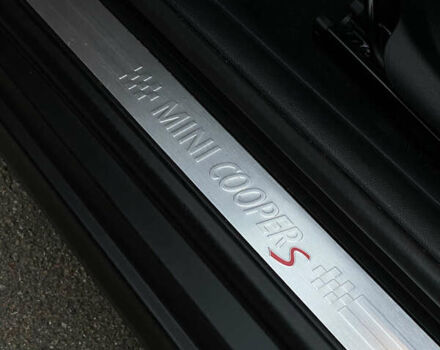 Желтый Мини Купер, объемом двигателя 2 л и пробегом 150 тыс. км за 13500 $, фото 29 на Automoto.ua