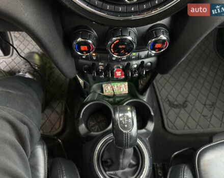 Желтый Мини Купер, объемом двигателя 1.5 л и пробегом 109 тыс. км за 15499 $, фото 18 на Automoto.ua