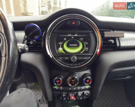 Желтый Мини Купер, объемом двигателя 1.5 л и пробегом 109 тыс. км за 15499 $, фото 17 на Automoto.ua