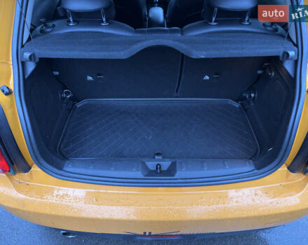 Желтый Мини Купер, объемом двигателя 1.5 л и пробегом 109 тыс. км за 15499 $, фото 31 на Automoto.ua