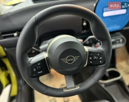 Желтый Мини Купер, объемом двигателя 2 л и пробегом 1 тыс. км за 38500 $, фото 20 на Automoto.ua