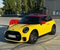 Жовтий Міні Cooper, об'ємом двигуна 2 л та пробігом 18 тис. км за 33500 $, фото 1 на Automoto.ua