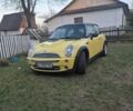 Жовтий Міні Cooper, об'ємом двигуна 1.6 л та пробігом 255 тис. км за 3750 $, фото 1 на Automoto.ua