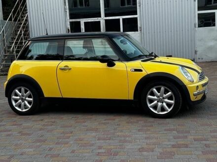 Жовтий Міні Cooper, об'ємом двигуна 1.6 л та пробігом 303 тис. км за 5000 $, фото 1 на Automoto.ua
