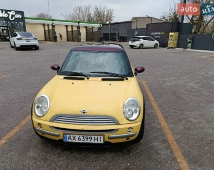 Жовтий Міні Cooper, об'ємом двигуна 1.6 л та пробігом 234 тис. км за 3900 $, фото 1 на Automoto.ua