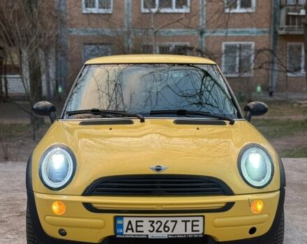 Жовтий Міні Cooper, об'ємом двигуна 1.6 л та пробігом 236 тис. км за 5200 $, фото 1 на Automoto.ua