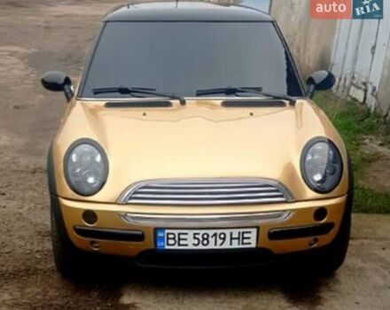 Желтый Мини Купер, объемом двигателя 1.6 л и пробегом 189 тыс. км за 4500 $, фото 1 на Automoto.ua