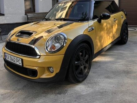 Жовтий Міні Cooper, об'ємом двигуна 1.6 л та пробігом 191 тис. км за 7500 $, фото 1 на Automoto.ua