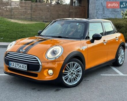Жовтий Міні Cooper, об'ємом двигуна 1.5 л та пробігом 142 тис. км за 14900 $, фото 1 на Automoto.ua