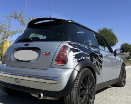 Серый Мини Купер, объемом двигателя 1.6 л и пробегом 269 тыс. км за 3750 $, фото 4 на Automoto.ua