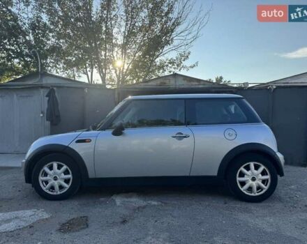 Сірий Міні Cooper, об'ємом двигуна 1.6 л та пробігом 285 тис. км за 3999 $, фото 2 на Automoto.ua