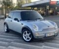 Сірий Міні Cooper, об'ємом двигуна 1.6 л та пробігом 300 тис. км за 3350 $, фото 6 на Automoto.ua