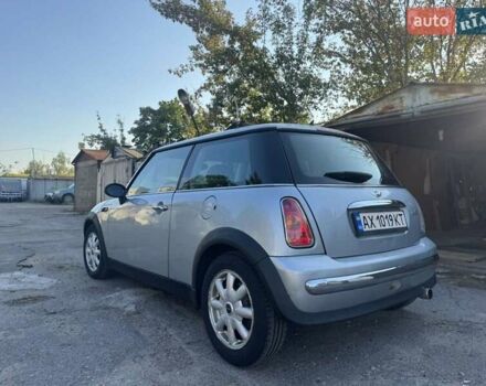 Сірий Міні Cooper, об'ємом двигуна 1.6 л та пробігом 285 тис. км за 3999 $, фото 4 на Automoto.ua
