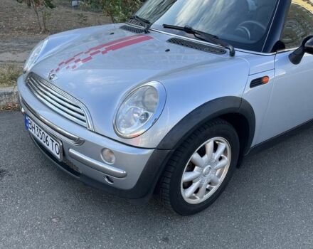 Сірий Міні Cooper, об'ємом двигуна 1.6 л та пробігом 218 тис. км за 5002 $, фото 7 на Automoto.ua